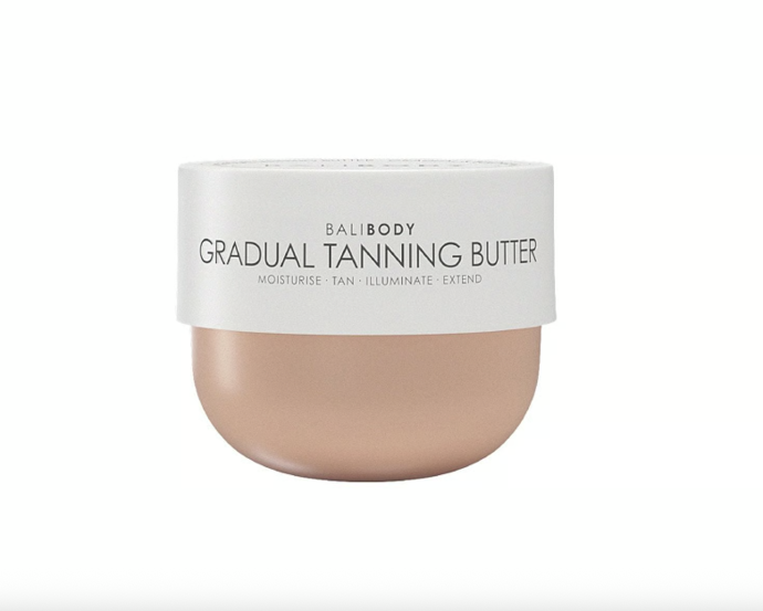 Tělové máslo pro postupné opálení Bali Body, 890 Kč (220 g), prodává Sephora
