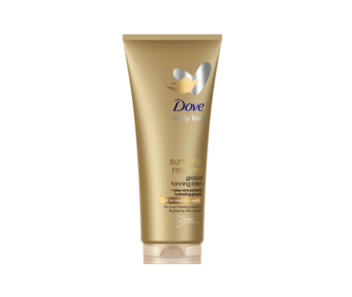 Tónovací tělový balzám Derma Spa Summer, Dove, 199 Kč (200 ml), prodává Hebe