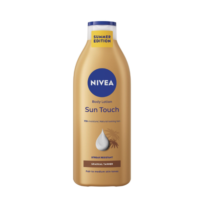 Tónovací tělové mléko Sun Touch, Nivea, 287 Kč (400 ml), prodává Vivantis