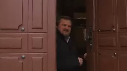 FOTO: V zabavených telefonech kriminalisté objevili stovky SMS zpráv, které jáhna usvědčují ze zvráceného nátlaku.