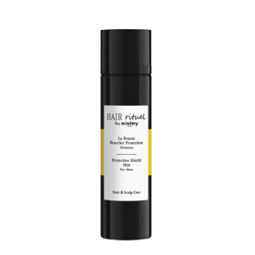 Hydratační a ochranná mlha na vlasy proti UV záření Hair Rituel by Sisley, 1 990 Kč (100 ml), prodává Sephora Hydratační a ochranná mlha na vlasy proti UV záření Hair Rituel by Sisley, 1 990 Kč (100 ml), prodává Sephora