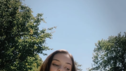FOTO: Charlotte Ella Gottová představila část nové písně a klipu.