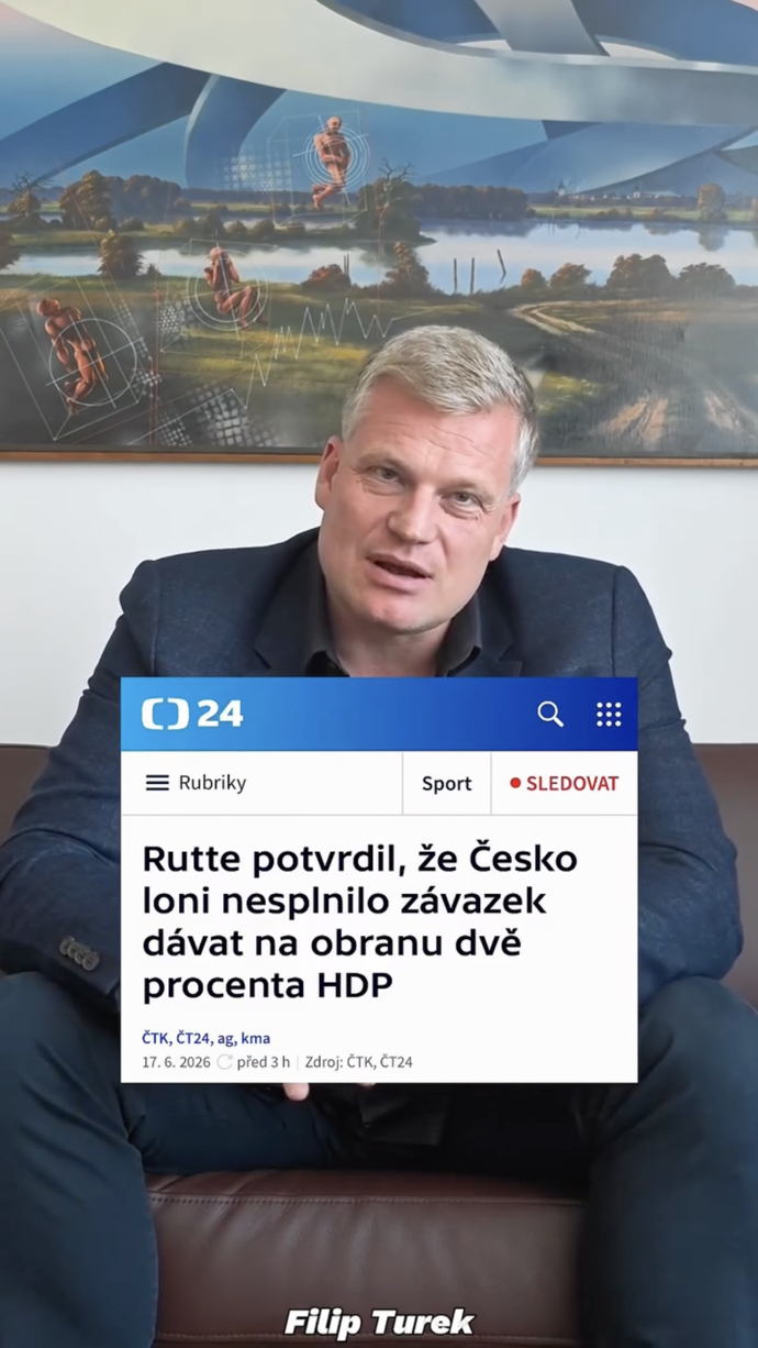 Jako důkaz použil zprávu z ČT24, která potvrzuje, že Česko loňský dvouprocentní armádní cíl nesplnilo.