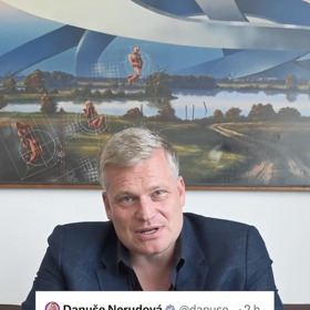 Ve svém komentáři si vzal na paškál smazaný status Danuše Nerudové ohledně odpovědnosti za plnění závazků vůči NATO.