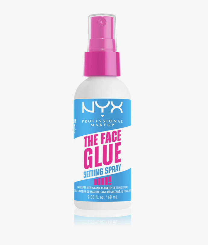 Fixační sprej NYX Professional Makeup The Face Glue uzamkne váš make-up až na 24 hodin a zajistí jeho dokonalou výdrž. Díky voděodolnému složení odolá rozmazání, přenosu i vlhkosti. 241 Kč