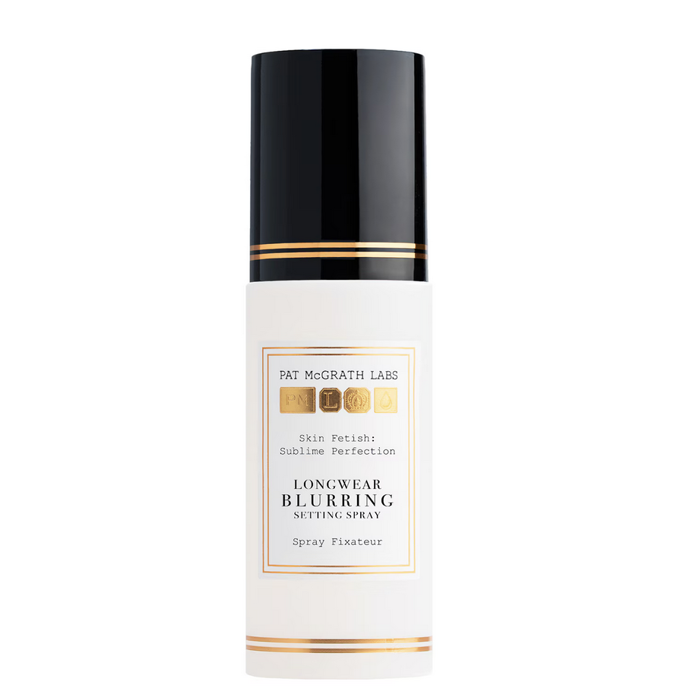 Objevte rozjasňující dokončovací sprej Blurring Setting Spray obohacený o aktivní složky. Tento sprej jemně hydratuje a sjednocuje pleť na 16 hodin. 1190 Kč