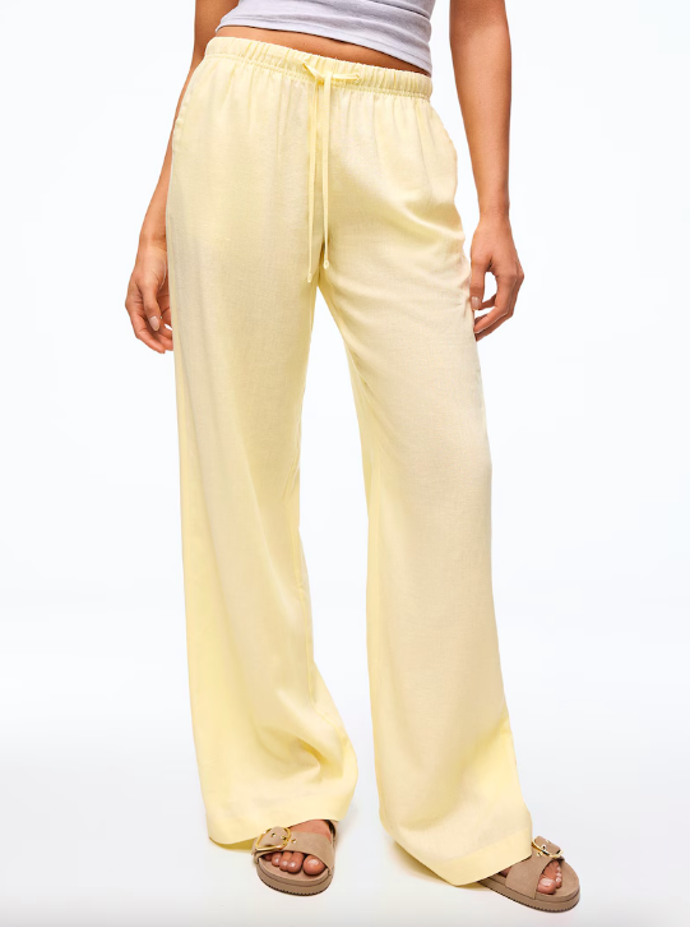 Bershka 549 Kč Bershka 549 Kč