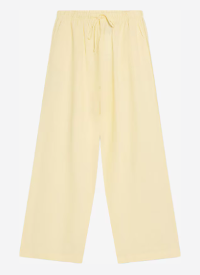 Bershka 549 Kč