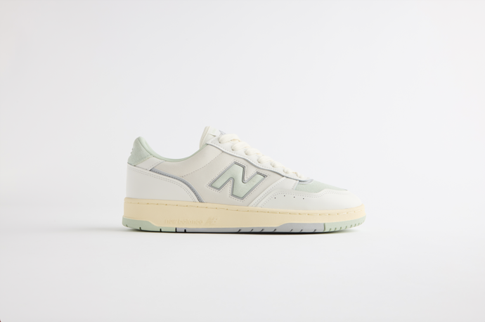 New Balance, 2990 Kč
