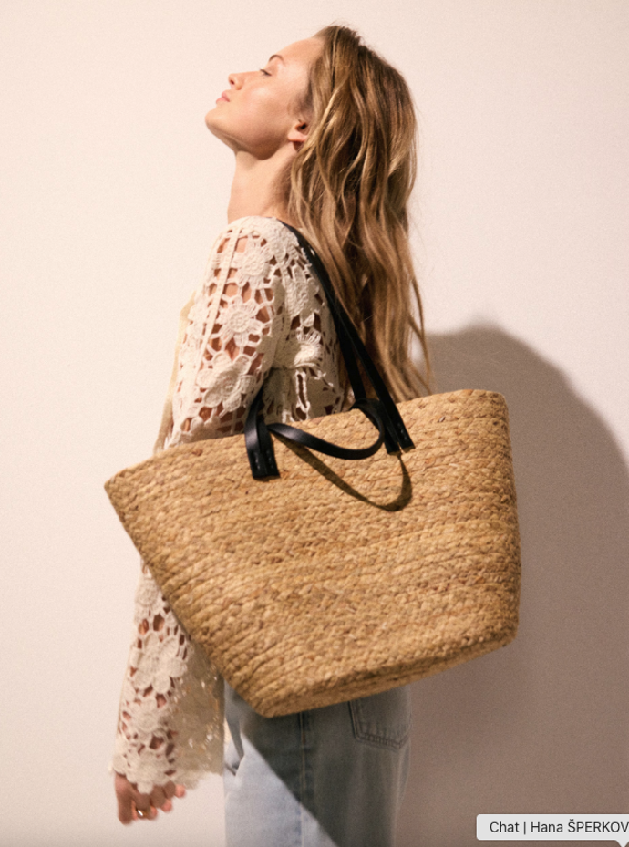 Slaměný shopper H&M, 979 Kč