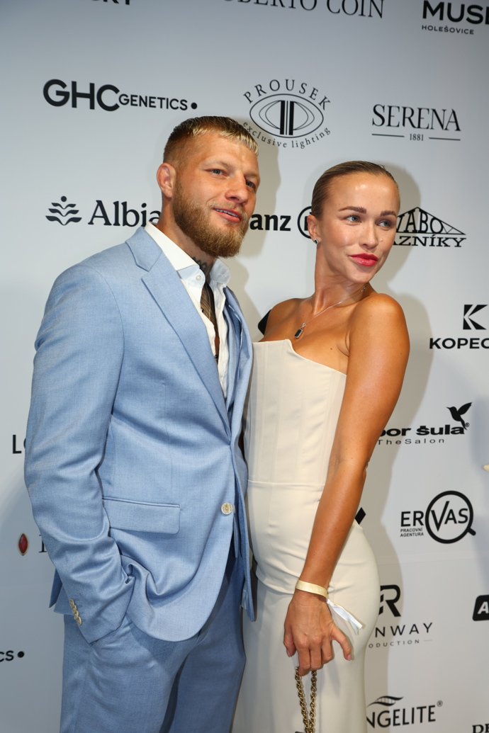 Nela Slováková vynesla žhavý model. 