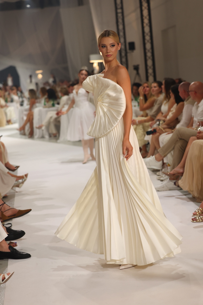 Miss Earth Natálie Puškinová.