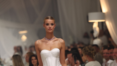 FOTO: Krystyna Pyszková je velmi půvabná.