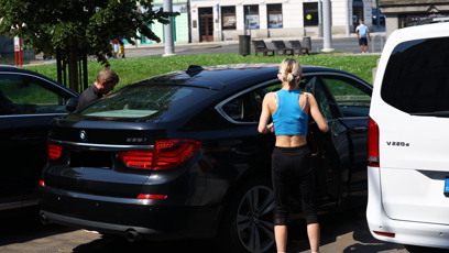 FOTO: Adéla Pulcová známá jako Shopaholicadel měla odvoz.
