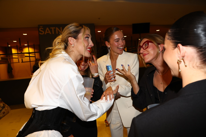 Z afterparty Survivoru. 