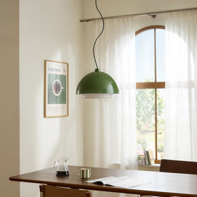Závěsné svítidlo v retro stylu Walter, 3 149 Kč, Westwing Collection Závěsné svítidlo v retro stylu Walter, 3 149 Kč, Westwing Collection