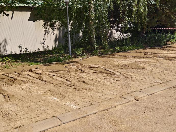 Voda se valila celým areálem Oázy Říčany.