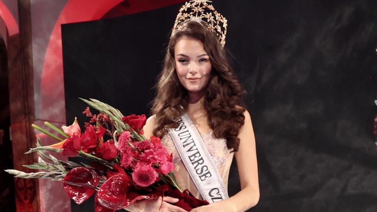 Miss Universe Česko Sophia Maria Osako.