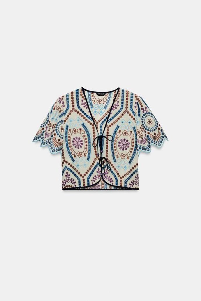 Crop top s ažurovou výšivkou, Zara, 849 Kč