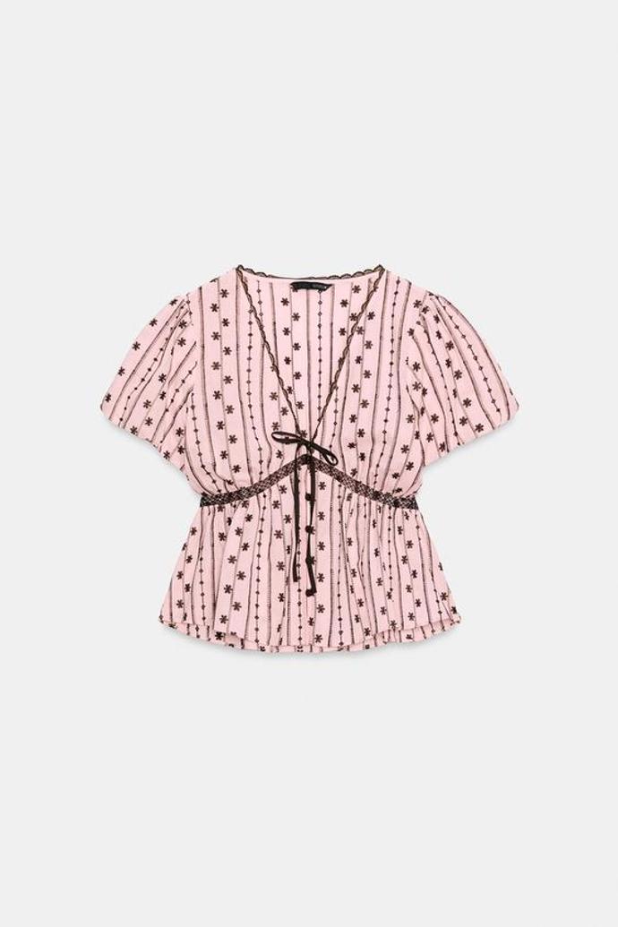 Vyšívaný top s vázačkou, Zara, 699 Kč