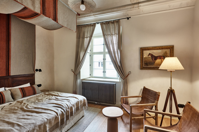 Dechberoucí proměna: apartmán U Jelenů v areálu žďárského zámku se pod dohledem designérky změnil k nepoznání Dechberoucí proměna: apartmán U Jelenů v areálu žďárského zámku se pod dohledem designérky změnil k nepoznání