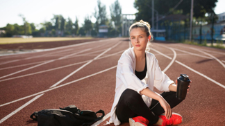 Mezi dospívajícími sportovkyněmi se v poslední době objevuje často takzvaná sportovní anorexie. Mezi dospívajícími sportovkyněmi se v poslední době objevuje často takzvaná sportovní anorexie.