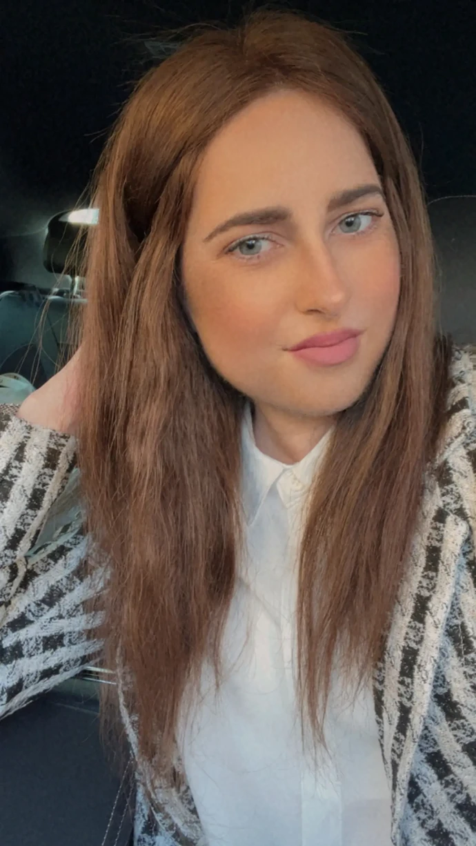 Erika Bartošová statečně bojuje.