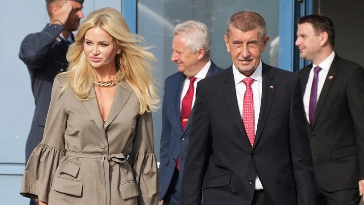 Andrej Babiš s Monikou Babišovou na cestě do Ankary.