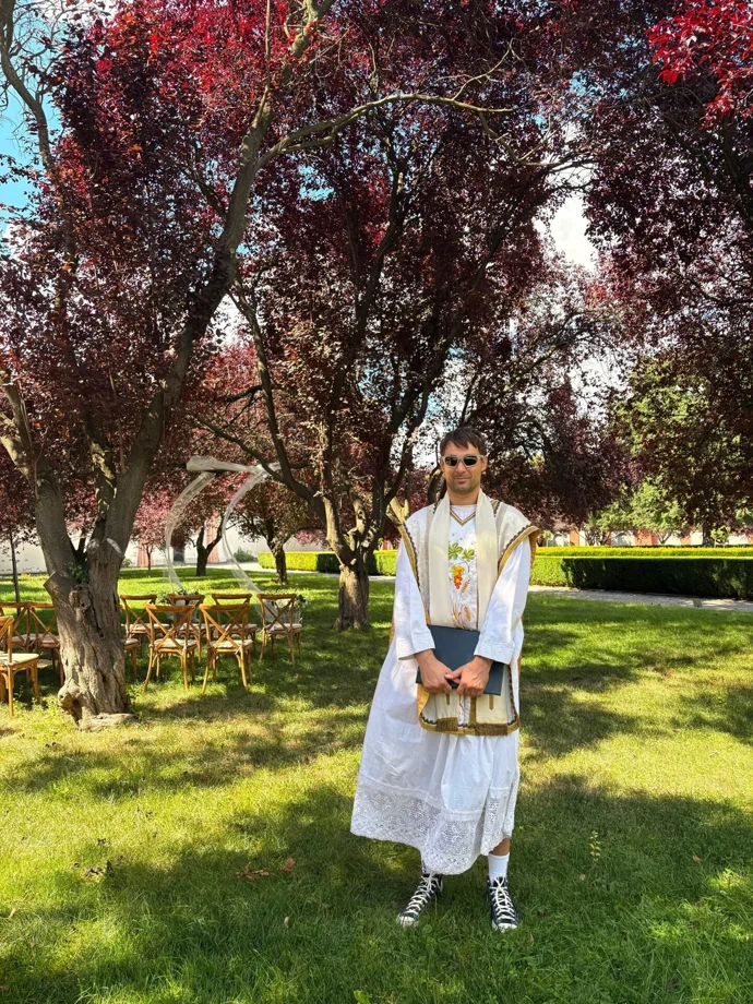 Adam Vacula oddal svou sestru.