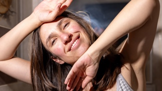 Rosacea není jen zarudnutí. Jak ji rozpoznat, léčit a předcházet vzplanutí?