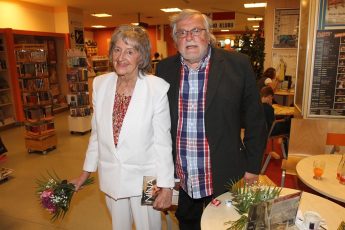 Nina Divíšková a Jan Kačer si stáli bok po boku celkem 60 let.
