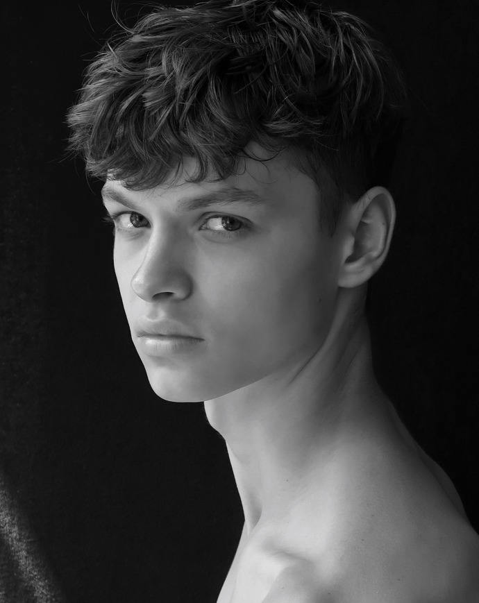 Model Andrew Kukhta.