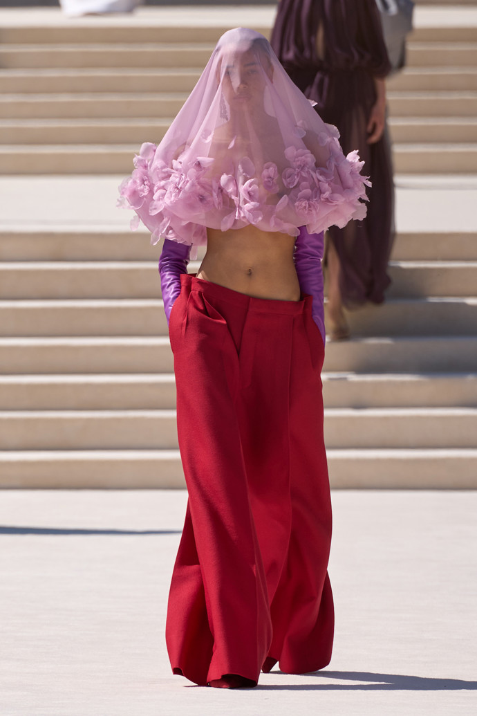 Balenciaga přehlídka haute couture Balenciaga přehlídka haute couture