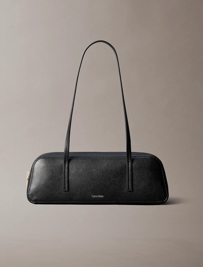 Kabelka Calvin Klein, 2 990 Kč Kabelka Calvin Klein, 2 990 Kč