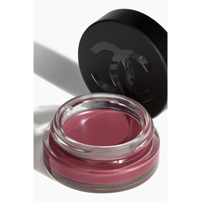 Multilíčidlo Chanel, odstín Lively Rosewood, 1 350 Kč