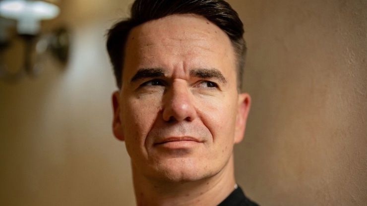 Dominik Turza alias DJ Roxtar vyzrál na vypadávání vlasů.