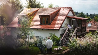 Jak se nenápadný rodinný domek v Americe u Votic proměnil v elegantní wellness ráj v srdci České Sibiře
