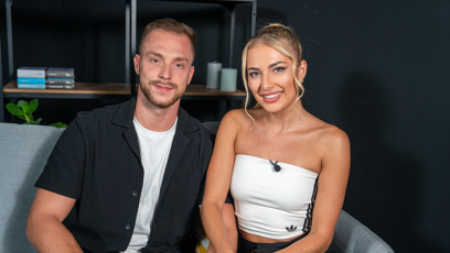 FOTO: Extra host Aneta Šimečková a Tomáš Karniš foto 01
