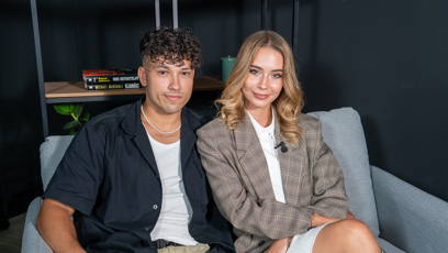 FOTO: eXtra host - AYTO Laura Petríková a Dominik Kuchta foto 01