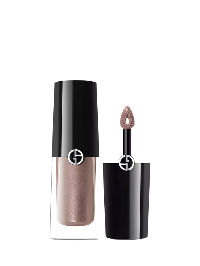 Tekuté oční stíny Beauty Eye Tint, Giorgio Armani, 3,9 ml, 1299 Kč, douglas.cz