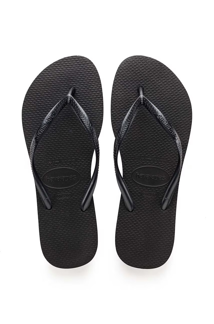 Havaianas, 759 Kč, answear.cz