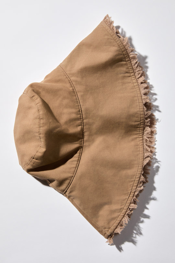 H&M, 499 Kč H&M, 499 Kč