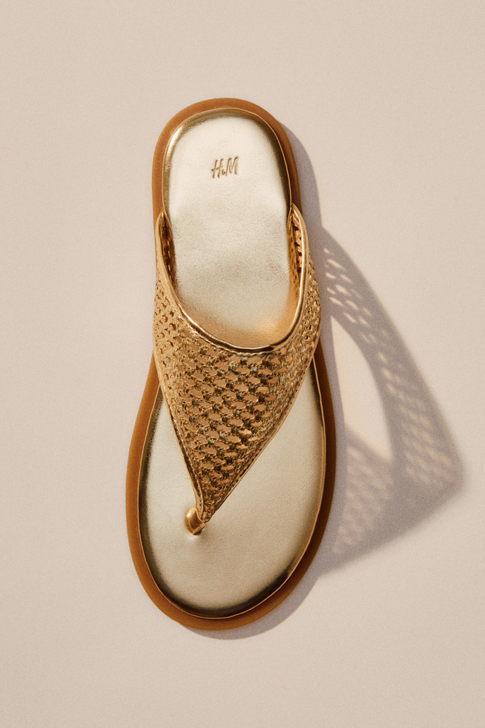 H&M, 749 Kč