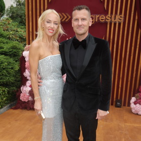 Další vyhlášený večírek v rámci karlovarského filmového festivalu si nenechala ujít zpěvačka Kate Matl s partnerem Michalem Kovářem.