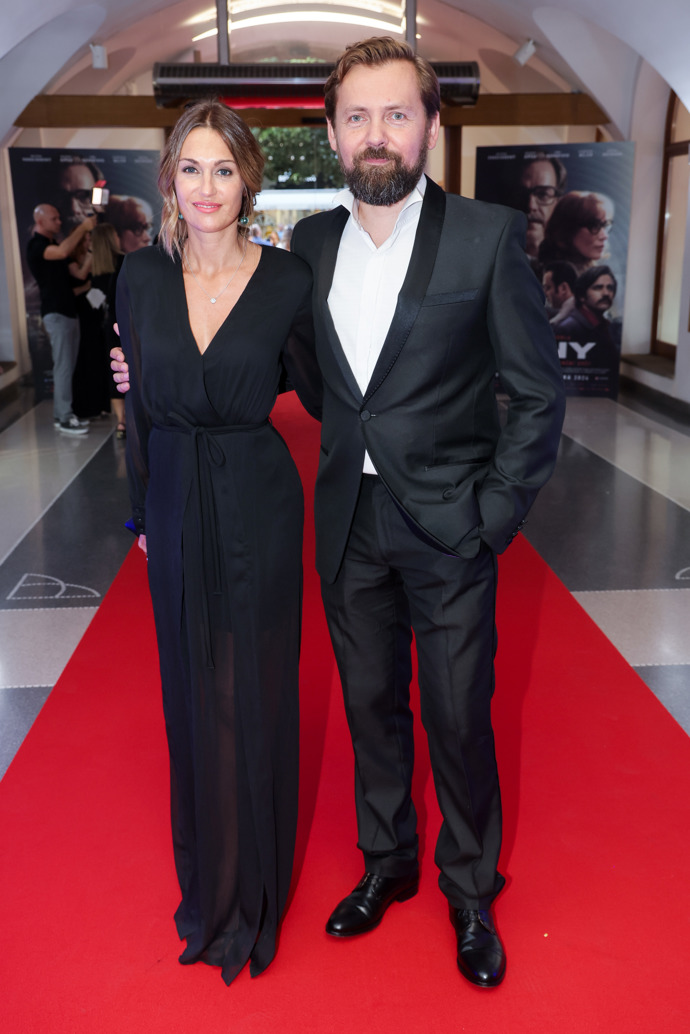 Takhle jim to spolu slušelo na premiéře filmu Jiřího Mádla, Vlny. 