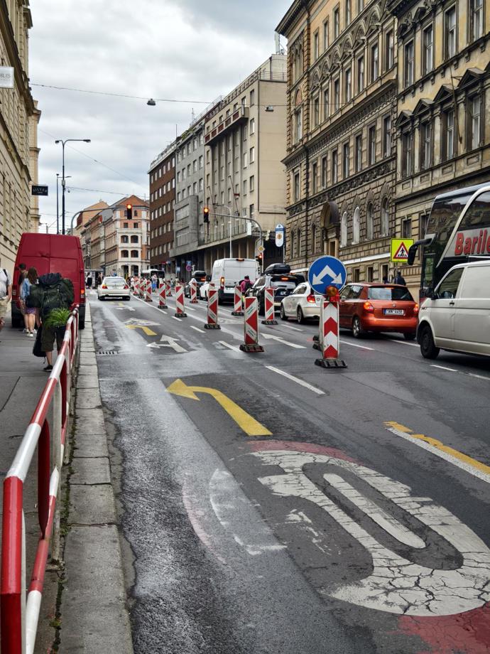 Fotografie pruhu, do kterého najel Filip Turek před srážkou. 