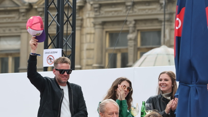 FOTO: Jakub Prachař paří v Matonni Life Baru.