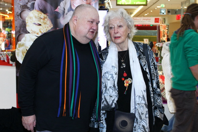 Václav Glazar s kolegyní Květou Fialovou.