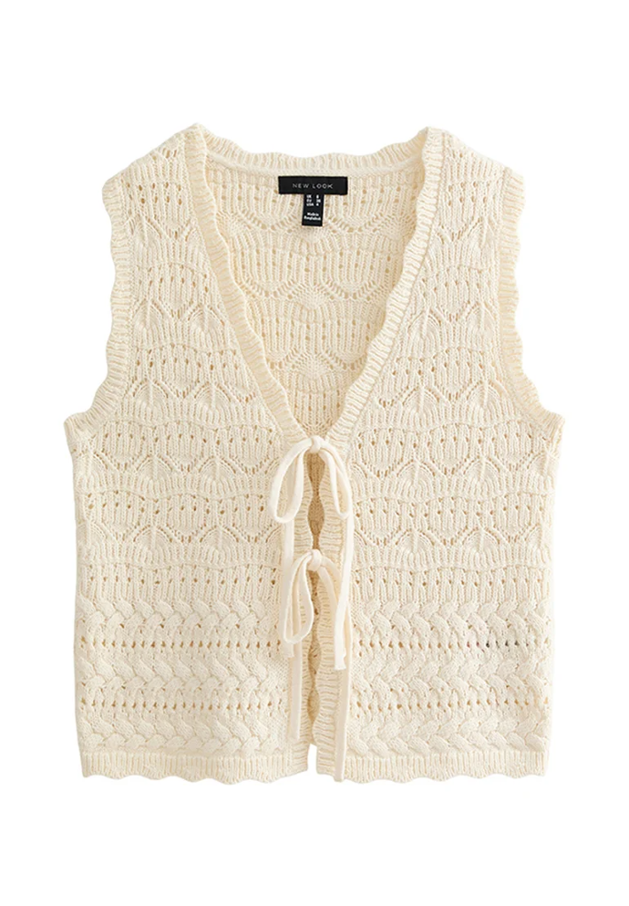 Háčkovaná vesta, New Look, 730 Kč