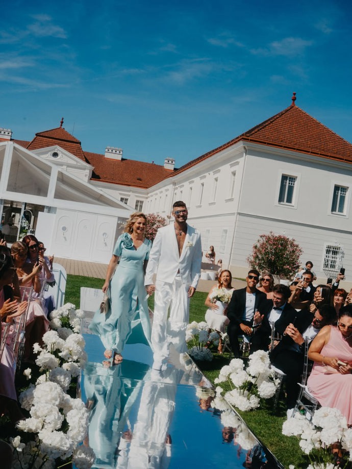 Michal Trabalík jde k oltáři.